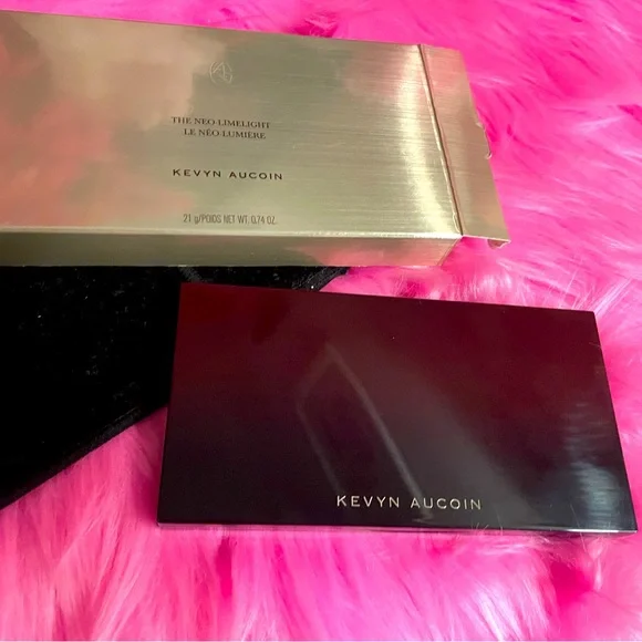 Kevyn Aucoin Ibiza Highlighter NEW in BOX - Picture 5 of 5